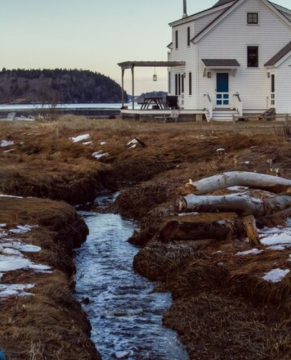 About Seven Wonders Pro Cleaning - Team working on restoration project